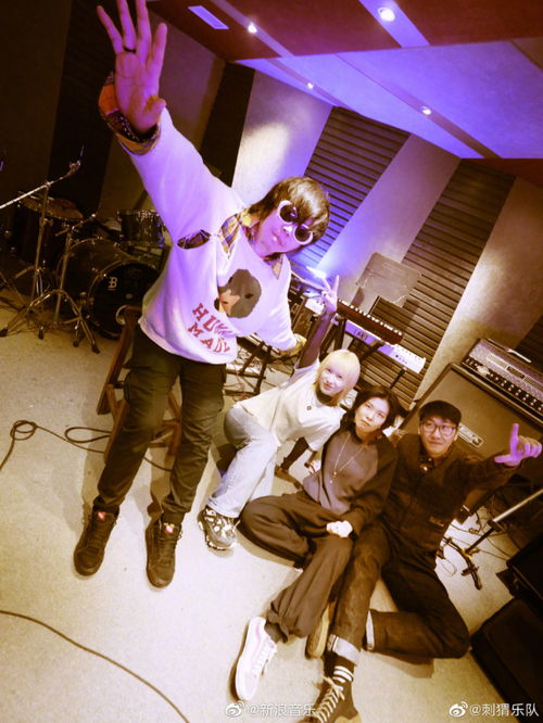 刺猬樂(lè)隊(duì)官宣石璐離隊(duì)，樂(lè)隊(duì)不解散將繼續(xù)演藝活動(dòng)