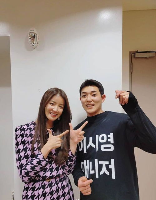 從帥到被贊像BTS Jin，看韓星經(jīng)紀(jì)人高顏值暖男現(xiàn)象 演出經(jīng)紀(jì)的新趨勢(shì)