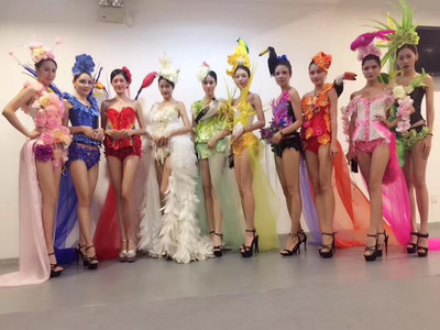 深圳旭東傳媒模特演出機(jī)構(gòu) 專(zhuān)業(yè)經(jīng)紀(jì)服務(wù)與企業(yè)文化