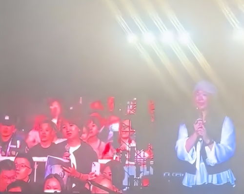 許美靜南京演唱會風(fēng)波 退票呼聲遭經(jīng)紀人強硬回懟，演出經(jīng)紀亂象引反思